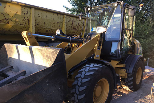 Radlader Caterpillar 908M mieten Radlader Caterpillar 908M mieten